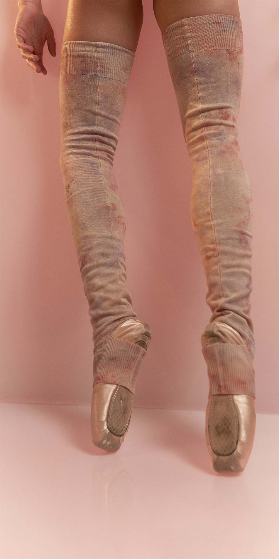SUN KISSED KNIT hand dyed leg warmers coral multicolor 3