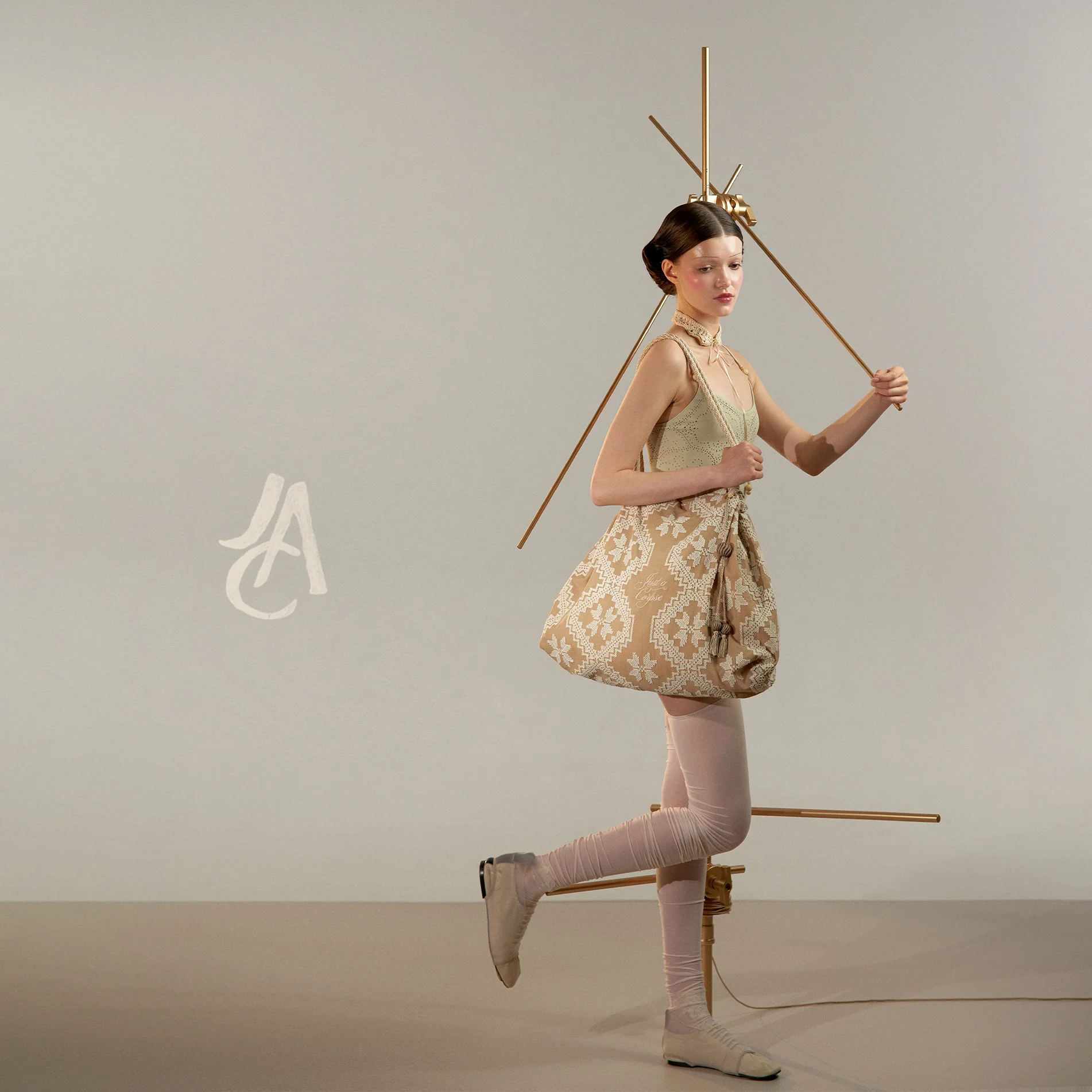 nude AD 1