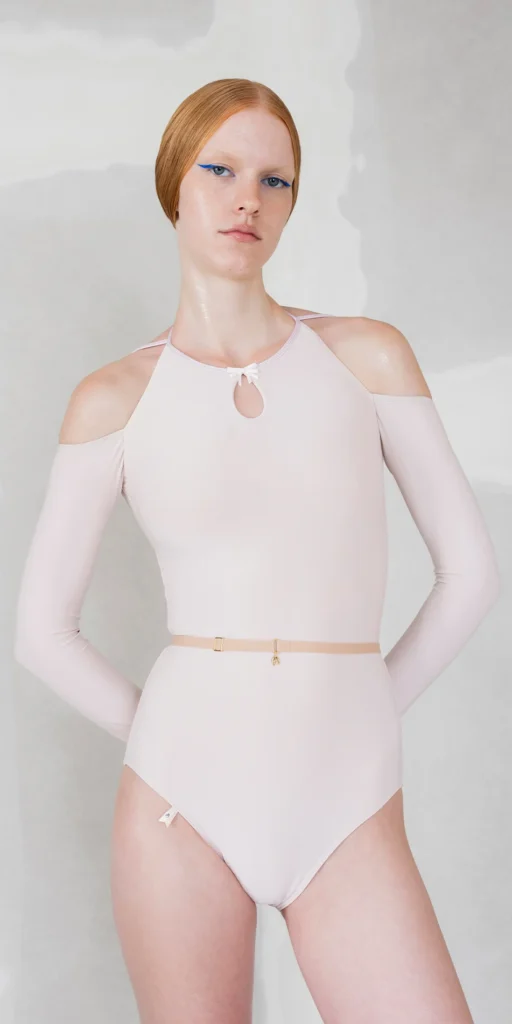 Off-shoulder-choker-leotard-in