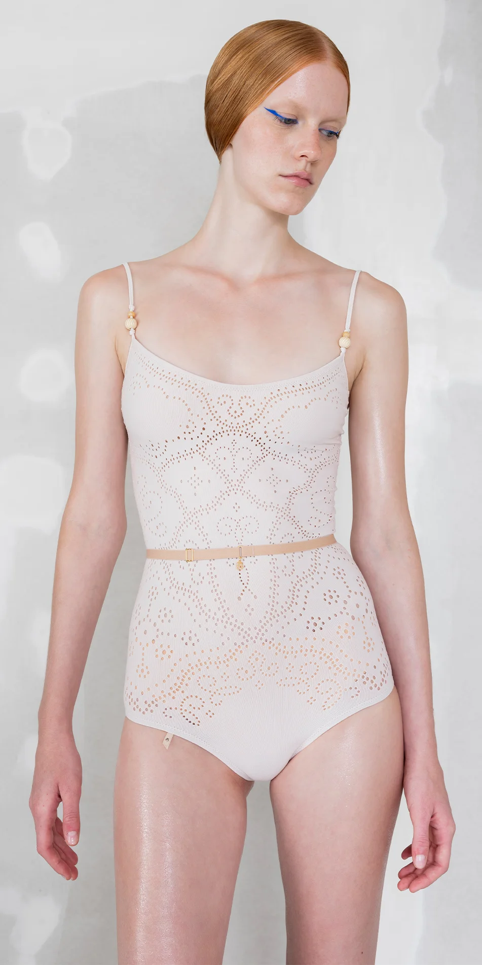 Seamless camisole leotard in pearl pink front close up