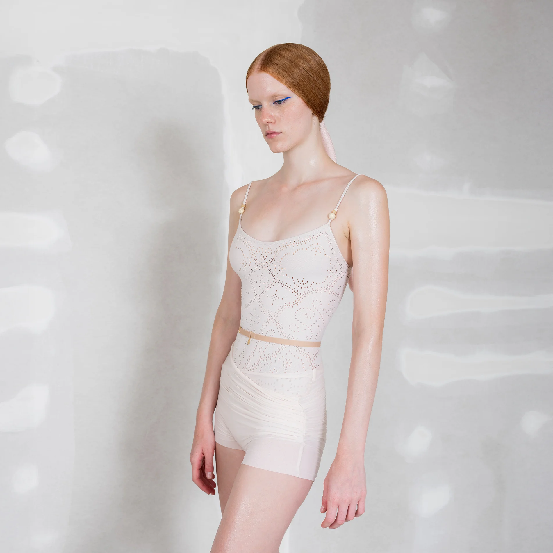 ad oglas porcelain 07