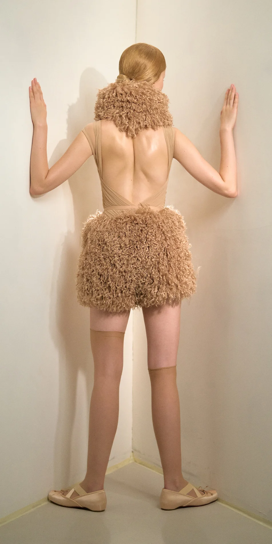 Faux fur hat neck warmer nude back arms up